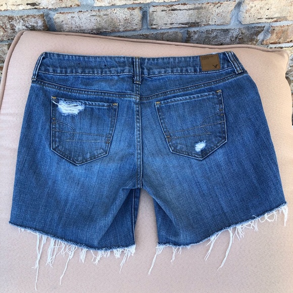 American Eagle Cotton Distressed Ripped Frayed Edges Mid Wash Cut Of Jeans 6 - Picture 4 of 16